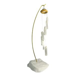 Móbile de pedra 7 peças de selenita + base quartzo branco